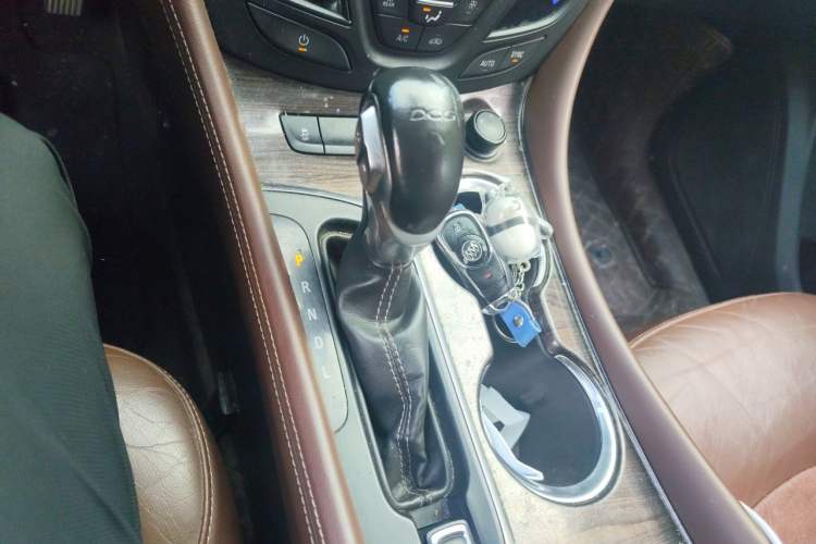 Used Buick Envision 2017 20T Two-Wheel Drive Elite Version Gear Lever