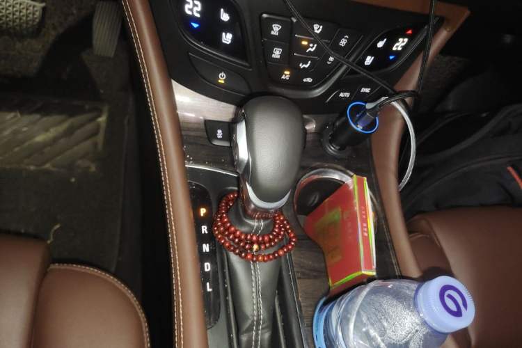 Used Buick Envision 2017 28T Four-Wheel Drive Luxury Model Gear Lever