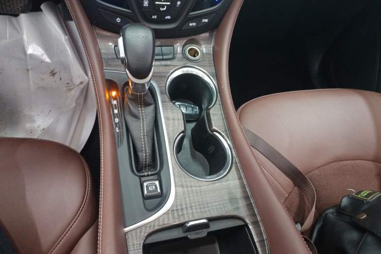 Used Buick Envision 2017 20T Two-Wheel Drive Elite Version Gear Lever
