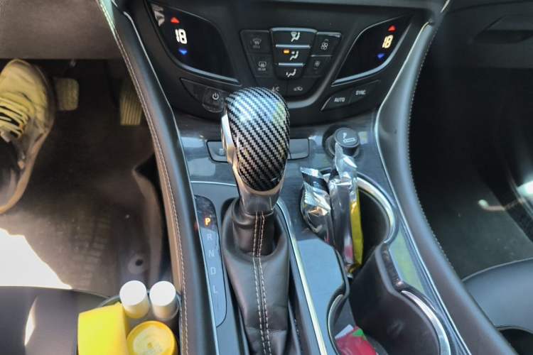 Used Buick Envision 2017 20T Two-Wheel Drive Leading Version Gear Lever
