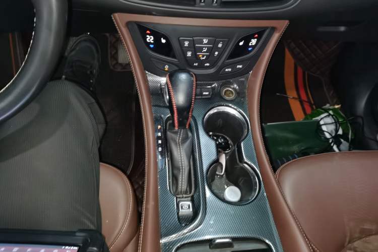 Used Buick Envision 2017 28T Four-Wheel Drive Elite Model Gear Lever