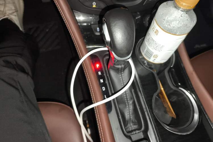 Used Buick Envision 2017 28T Four-Wheel Drive Elite Model Gear Lever