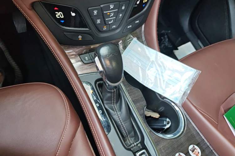 Used Buick Envision 2017 20T Two-Wheel Drive Elite Version Gear Lever