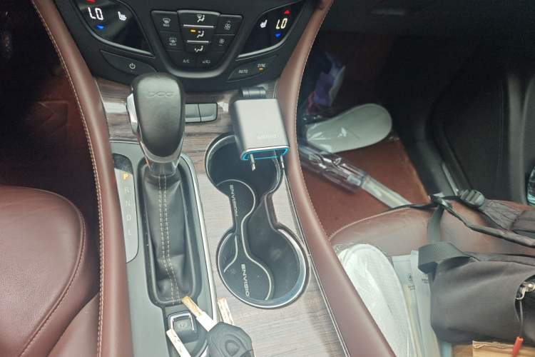 Used Buick Envision 2017 20T Two-Wheel Drive Elite Version Gear Lever