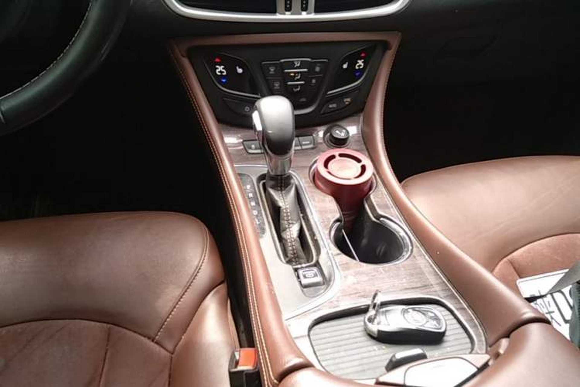 Used Buick Envision 2017 28T Four-Wheel Drive Elite Model Gear Lever