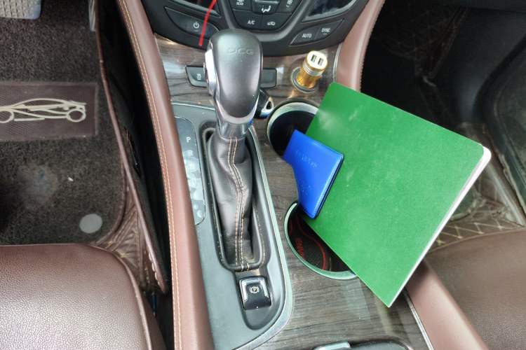 Used Buick Envision 2017 20T Two-Wheel Drive Elite Version Gear Lever