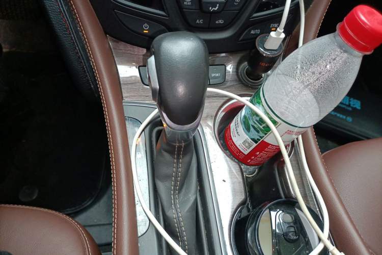 Used Buick Envision 2017 28T Four-Wheel Drive Elite Model Gear Lever