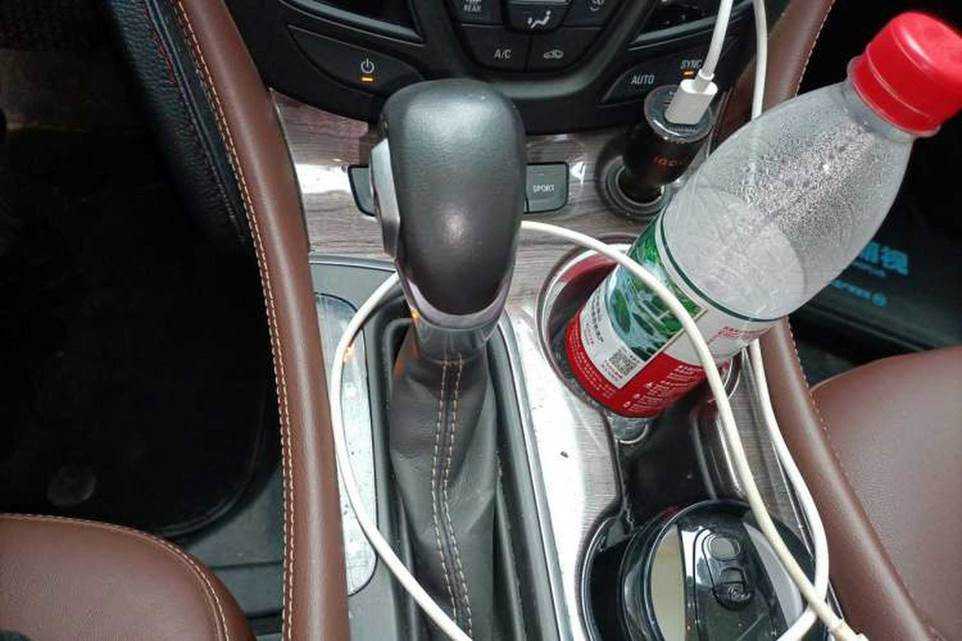 Used Buick Envision 2017 28T Four-Wheel Drive Elite Model Gear Lever