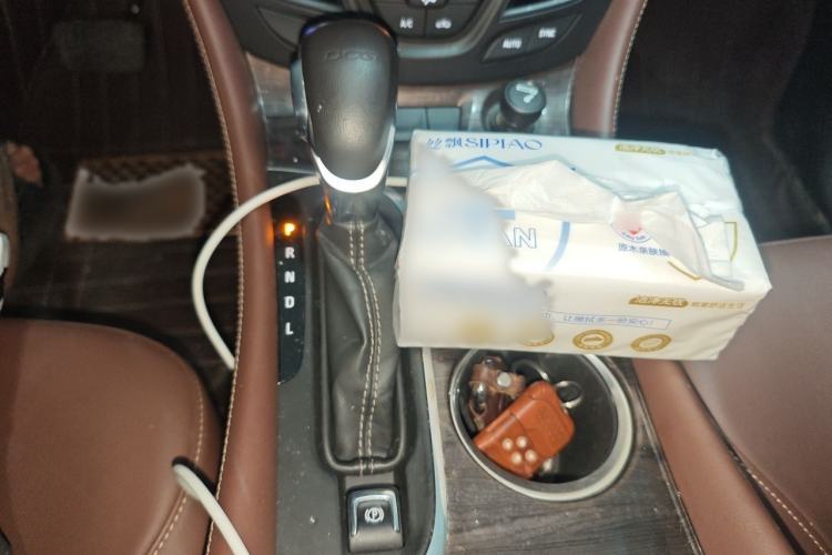 Used Buick Envision 2017 20T Two-Wheel Drive Elite Version Gear Lever