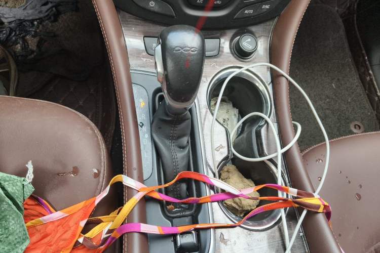 Used Buick Envision 2017 20T Two-Wheel Drive Luxury Model Gear Lever