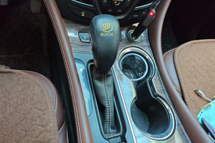 Used Buick Envision 2017 20T Two-Wheel Drive Elite Version Gear Lever
