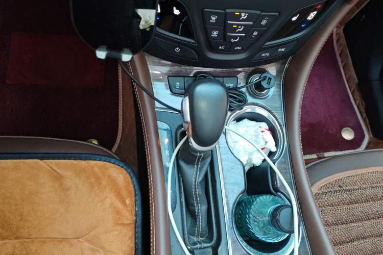 Used Buick Envision 2017 28T Four-Wheel Drive Elite Model Gear Lever