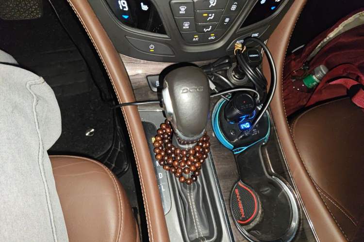 Used Buick Envision 2017 20T Two-Wheel Drive Elite Version Gear Lever