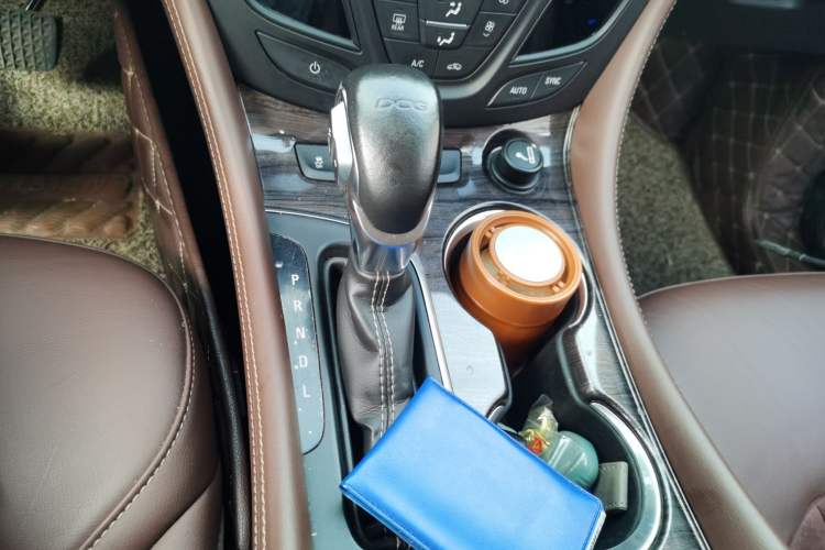 Used Buick Envision 2017 20T Two-Wheel Drive Luxury Model Gear Lever