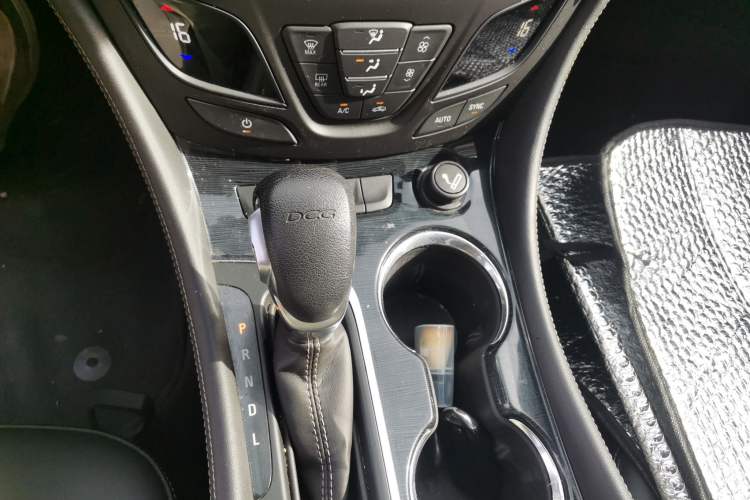 Used Buick Envision 2017 20T Two-Wheel Drive Leading Version Gear Lever