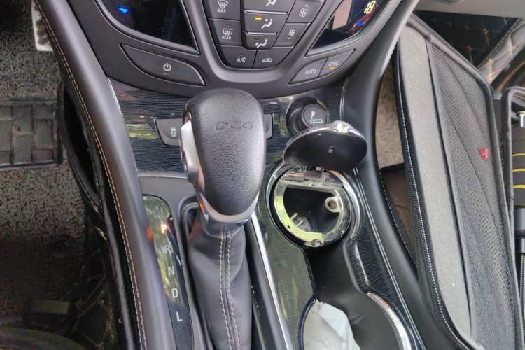 Used Buick Envision 2017 20T Two-Wheel Drive Leading Version Gear Lever