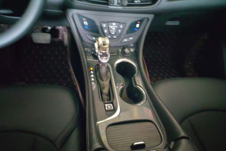 Used Buick Envision 2017 20T Two-Wheel Drive Leading Version Gear Lever