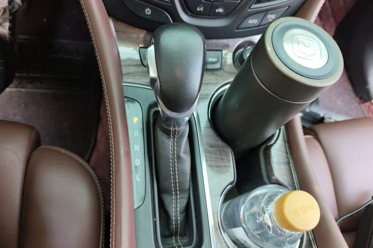 Used Buick Envision 2017 28T Four-Wheel Drive Luxury Model Gear Lever