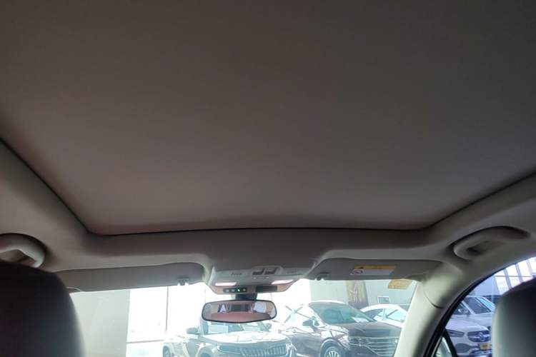 Used Buick Envision 2017 28T Four-Wheel Drive Elite Model Headliner