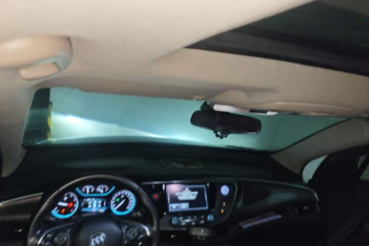 Used Buick Envision 2017 20T Two-Wheel Drive Elite Version Headliner