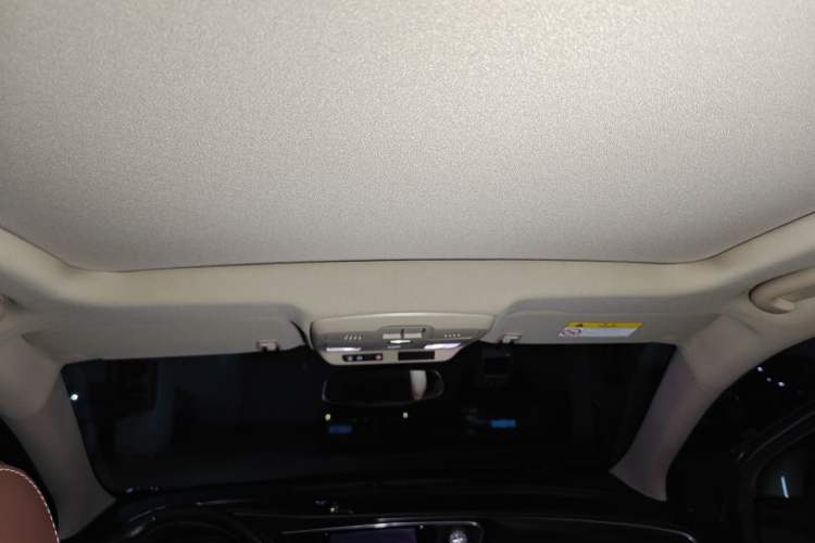 Used Buick Envision 2017 28T Four-Wheel Drive Elite Model Headliner