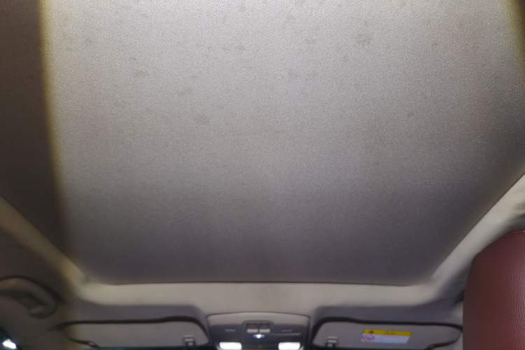Used Buick Envision 2017 20T Two-Wheel Drive Elite Version Headliner