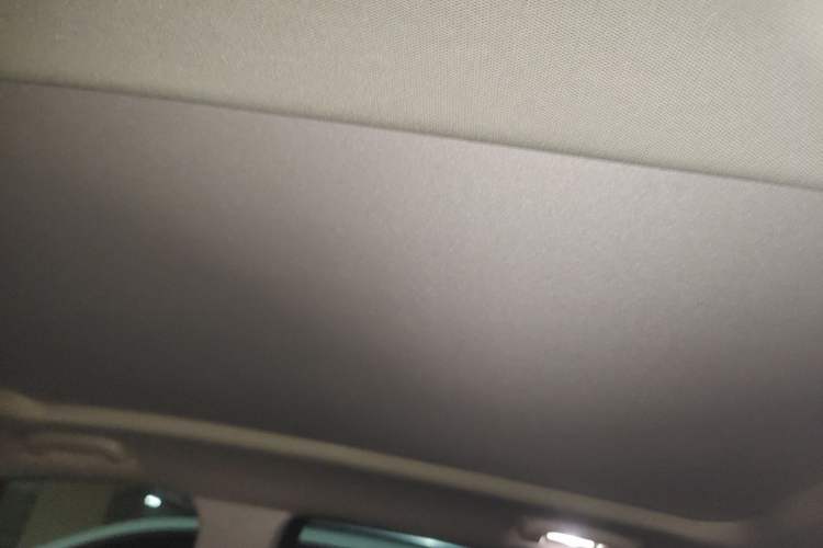 Used Buick Envision 2017 28T Four-Wheel Drive Luxury Model Headliner