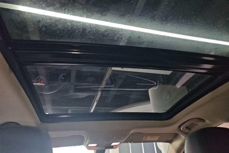 Used Buick Envision 2017 20T Two-Wheel Drive Elite Version Headliner