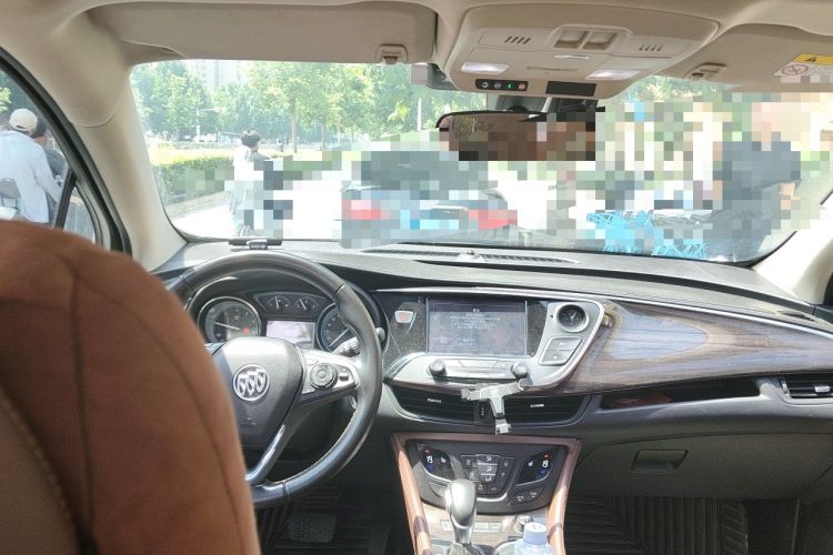 Used Buick Envision 2017 28T Four-Wheel Drive Elite Model Headliner