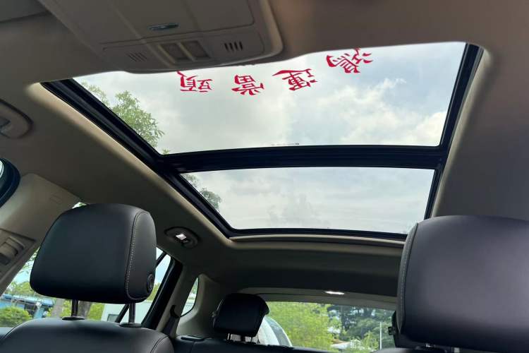 Used Buick Envision 2017 20T Two-Wheel Drive Leading Version Headliner