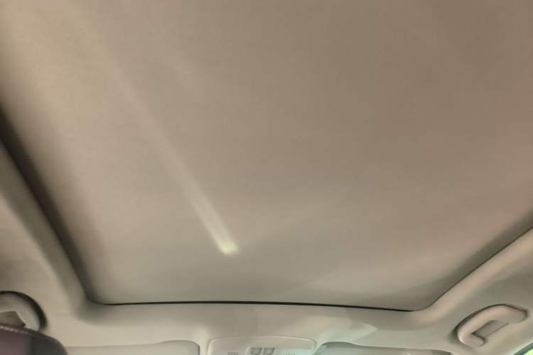 Used Buick Envision 2017 20T Two-Wheel Drive Elite Version Headliner