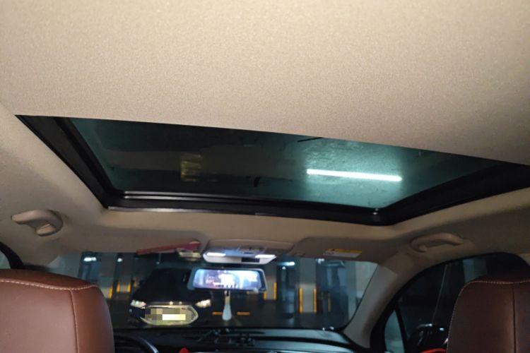 Used Buick Envision 2017 20T Two-Wheel Drive Elite Version Headliner