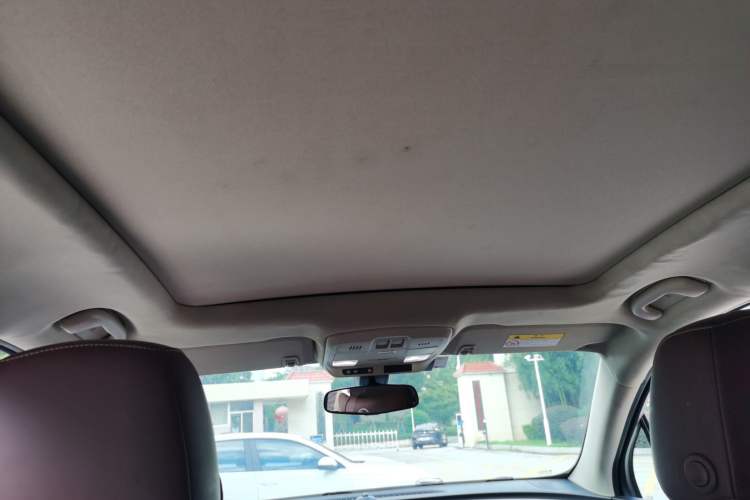 Used Buick Envision 2017 20T Two-Wheel Drive Luxury Model Headliner