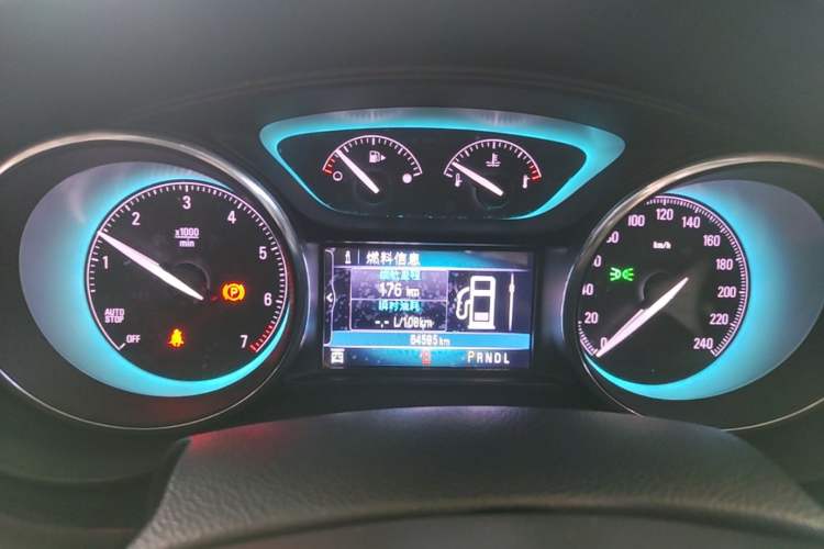 Used Buick Envision 2017 28T Four-Wheel Drive Elite Model Instrument Cluster