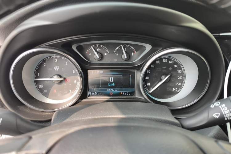 Used Buick Envision 2017 28T Four-Wheel Drive Elite Model Instrument Cluster
