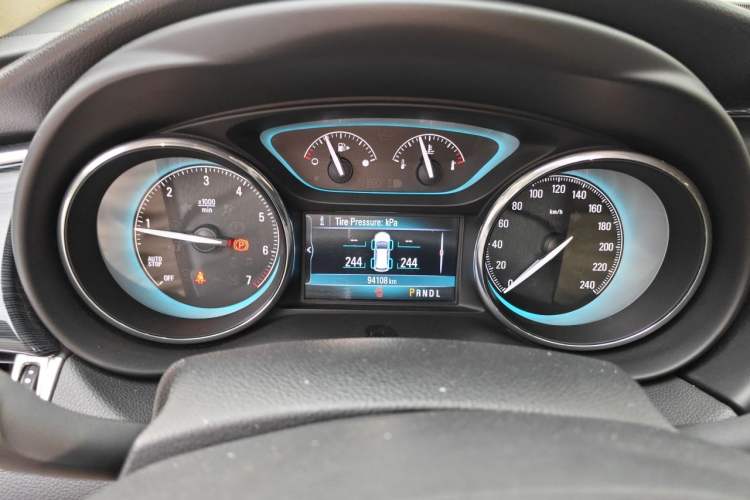 Used Buick Envision 2017 20T Two-Wheel Drive Leading Version Instrument Cluster
