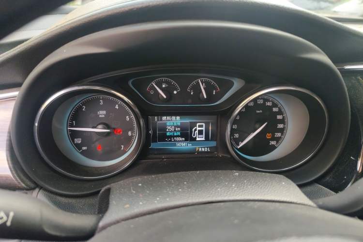 Used Buick Envision 2017 20T Two-Wheel Drive Elite Version Instrument Cluster