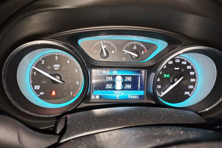Used Buick Envision 2017 28T Four-Wheel Drive Elite Model Instrument Cluster