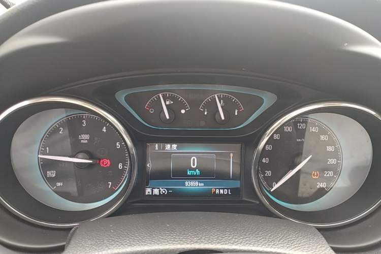 Used Buick Envision 2017 20T Two-Wheel Drive Luxury Model Instrument Cluster