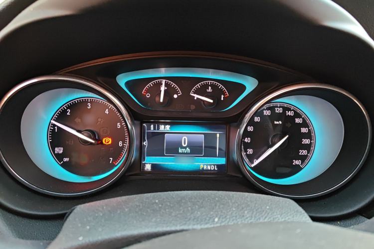 Used Buick Envision 2017 28T Four-Wheel Drive Elite Model Instrument Cluster