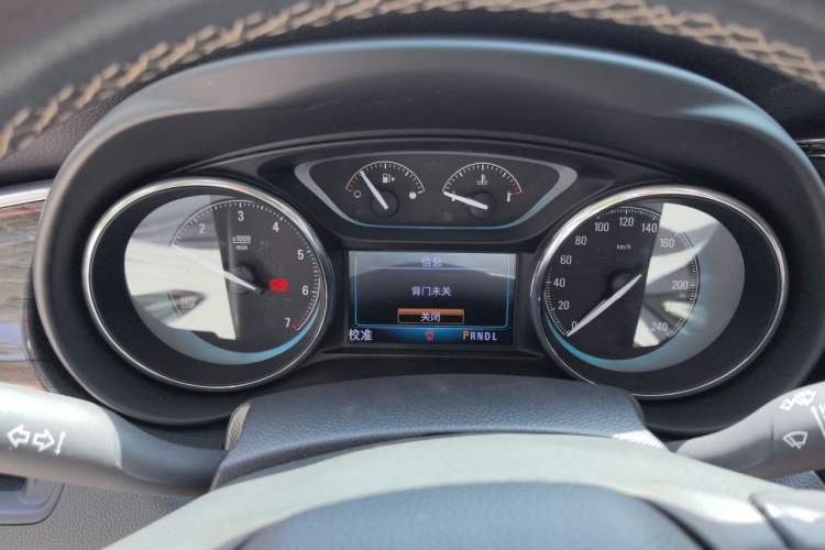 Used Buick Envision 2017 28T Four-Wheel Drive Luxury Model Instrument Cluster