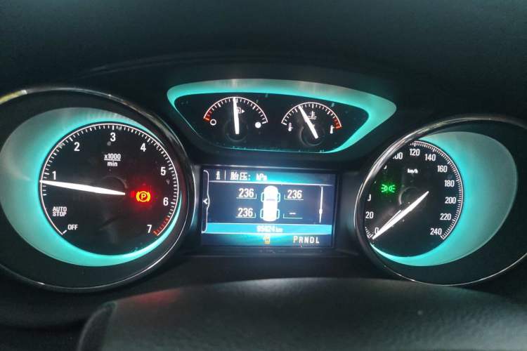 Used Buick Envision 2017 20T Two-Wheel Drive Elite Version Instrument Cluster