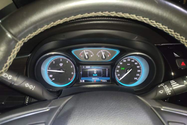Used Buick Envision 2017 28T Four-Wheel Drive Elite Model Instrument Cluster