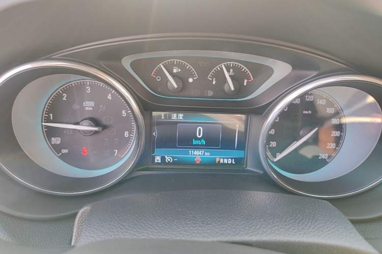 Used Buick Envision 2017 20T Two-Wheel Drive Luxury Model Instrument Cluster