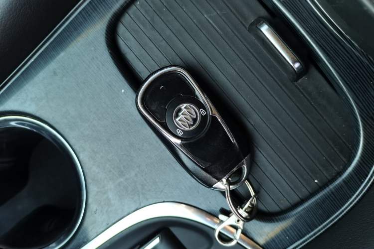 Used Buick Envision 2017 20T Two-Wheel-Drive Tech Edition Interior 1