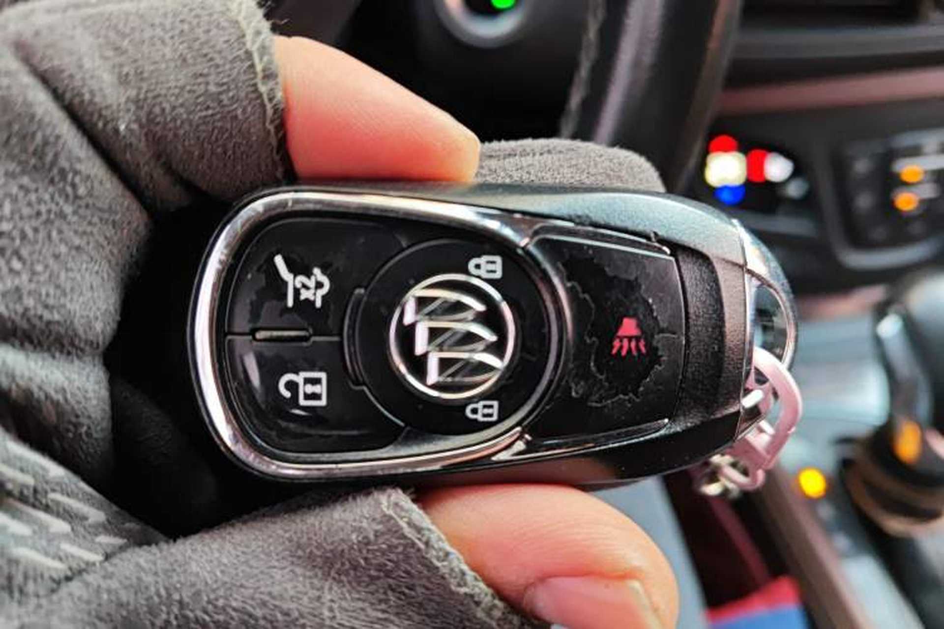 Used Buick Envision 2017 28T Four-Wheel Drive Elite Model Interior 1