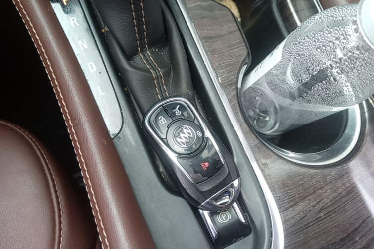 Used Buick Envision 2017 20T Two-Wheel Drive Luxury Model Interior 1