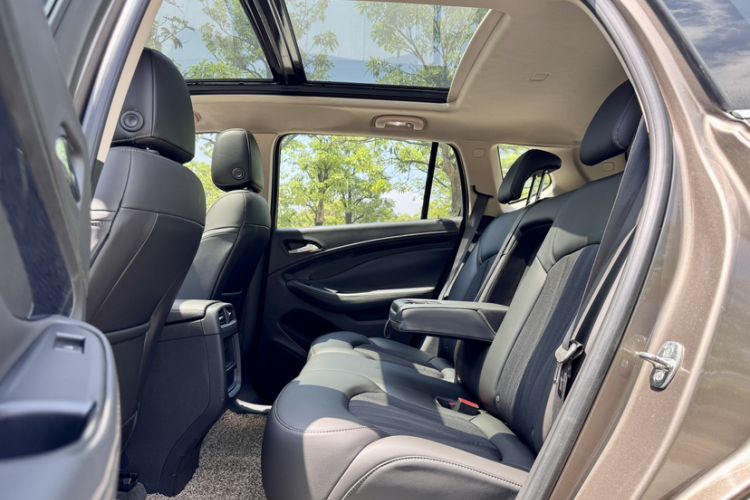 Used Buick Envision 2017 20T Two-Wheel Drive Leading Version Interior 2