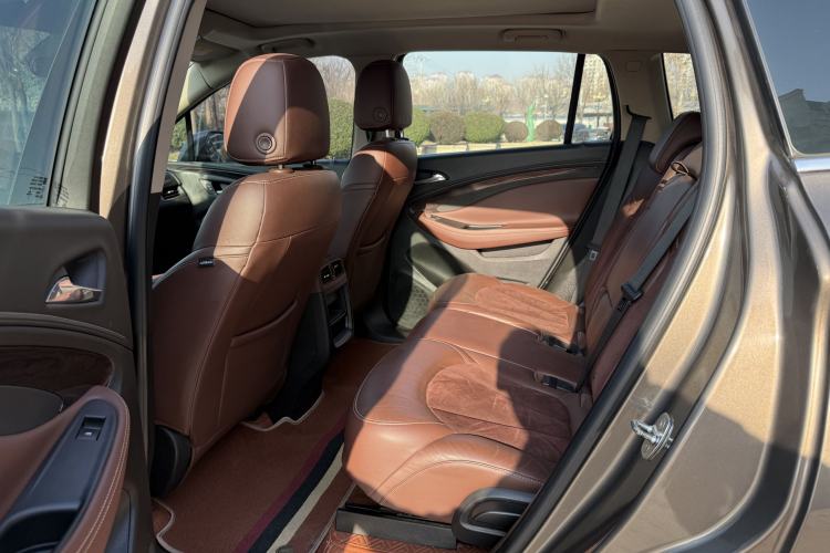 Used Buick Envision 2017 20T Two-Wheel Drive Luxury Model Interior 3