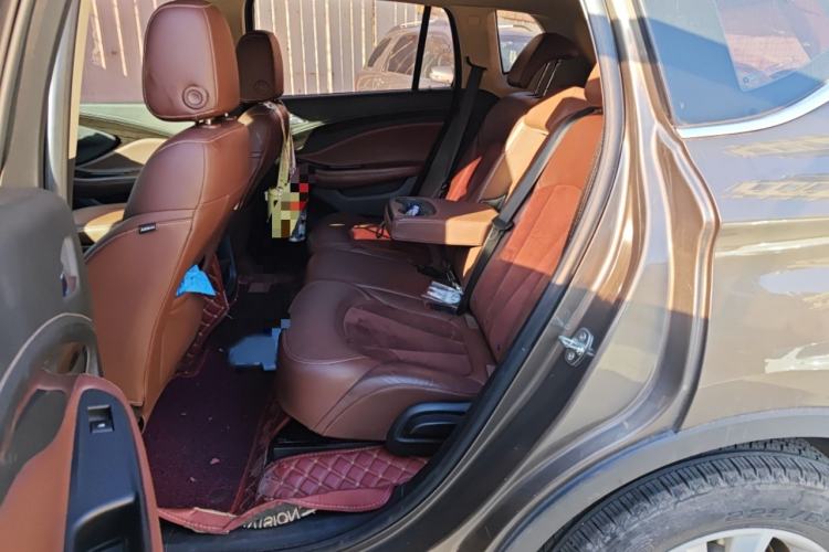 Used Buick Envision 2017 28T Four-Wheel Drive Elite Model Interior 4